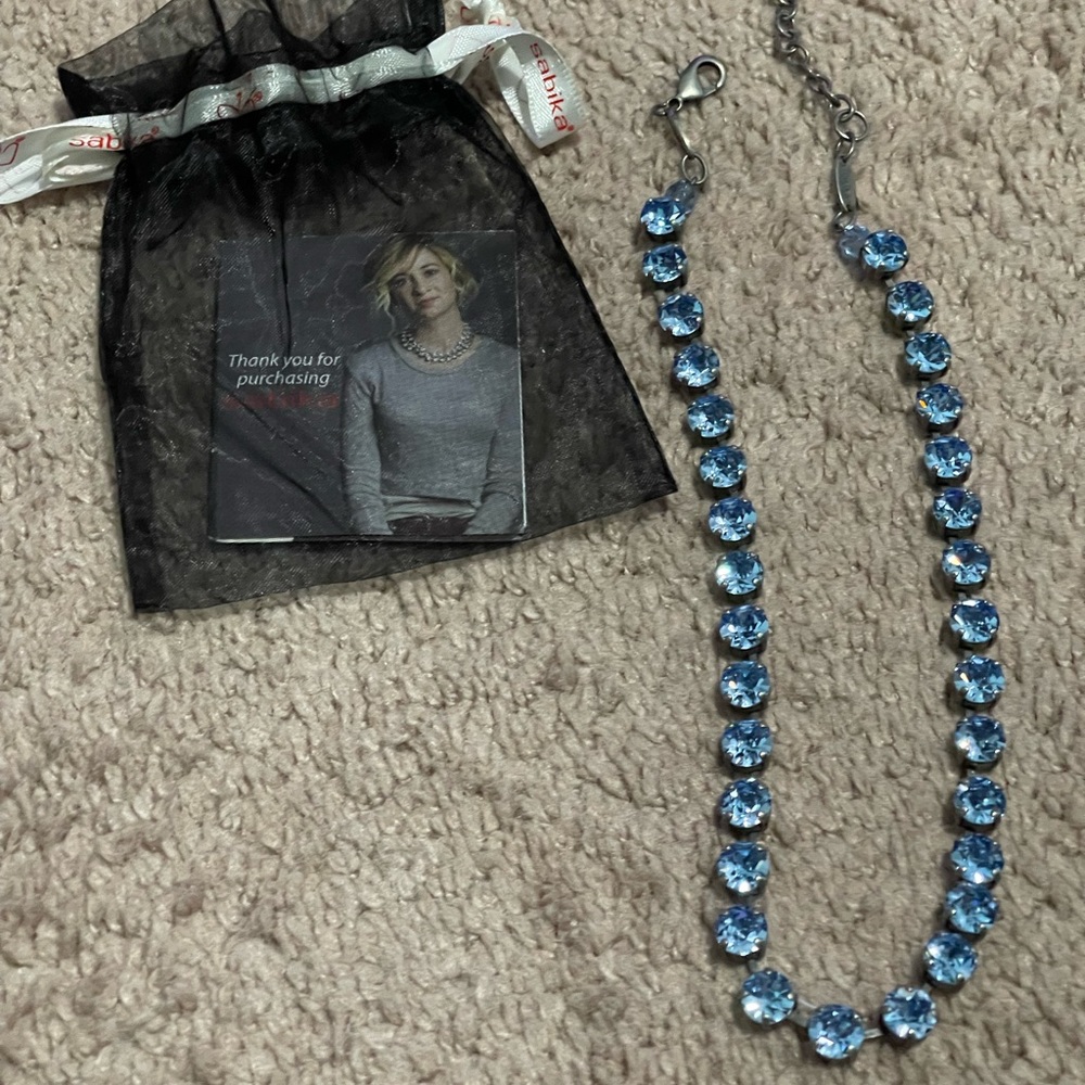 Sabika blue choker